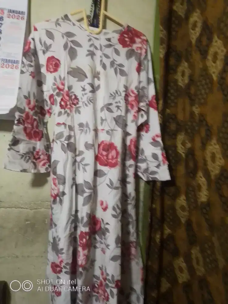 Baju muslim masih layak di pakai