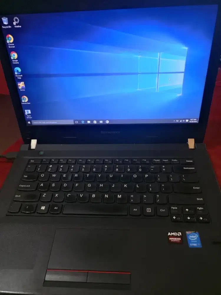 Laptop Lenovo E40