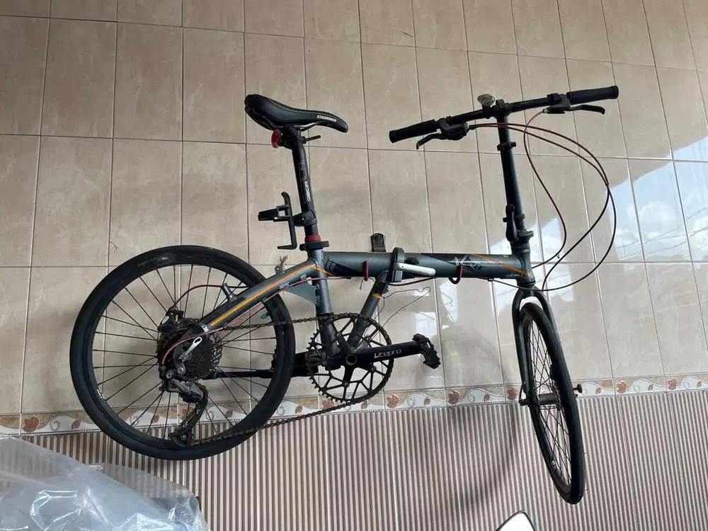 Sepeda lipat ukuran 20 XLR 8