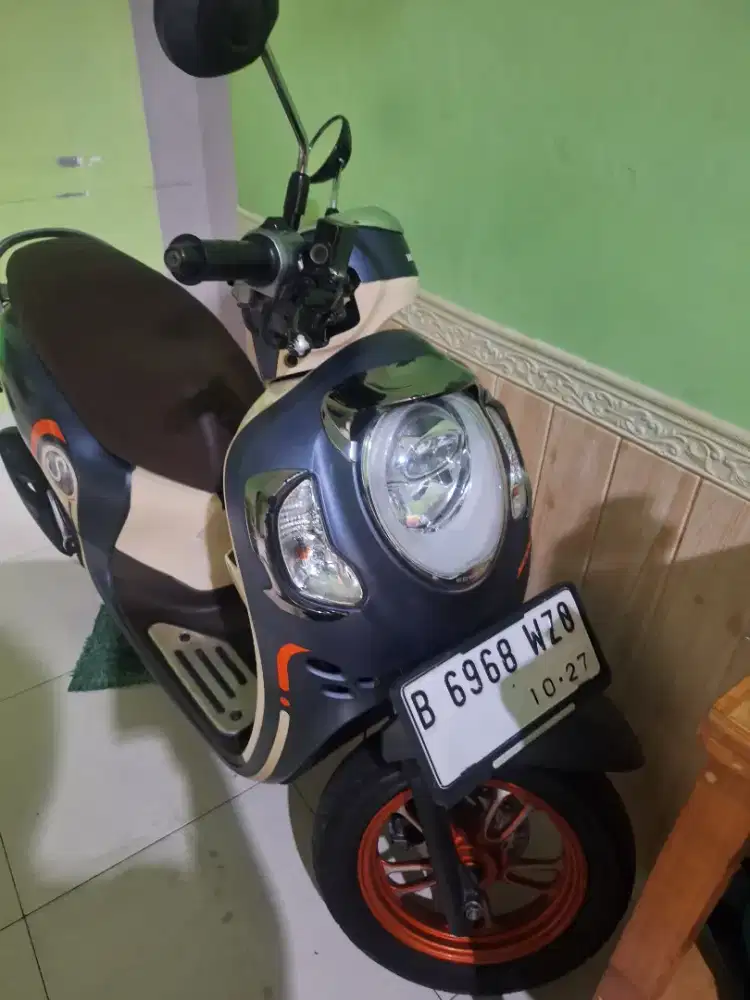 Scoopy 2021 pakaian sendiri low kilometer