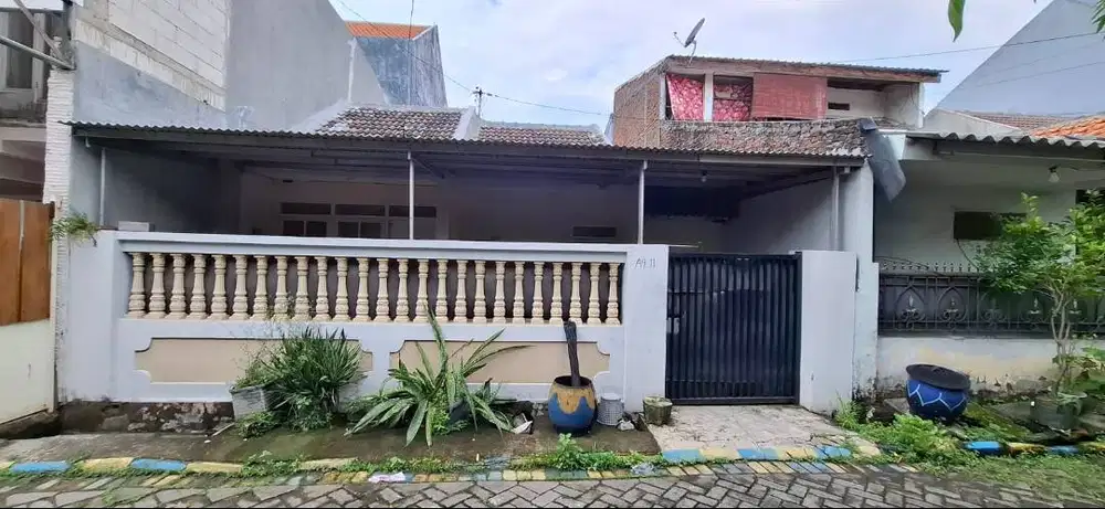 Disewakan rumah di Perumahan Babatan Indah