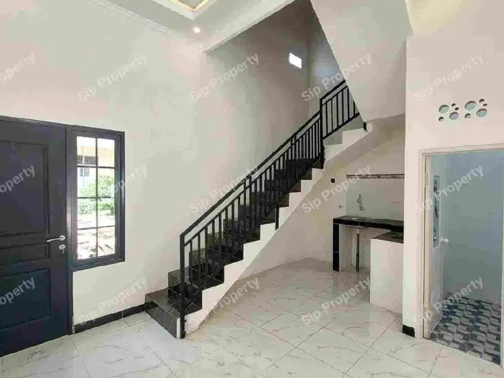 Rumah Baru 2 lantai, 2 Menit ke Pasar Pedurungan Semarang Timur