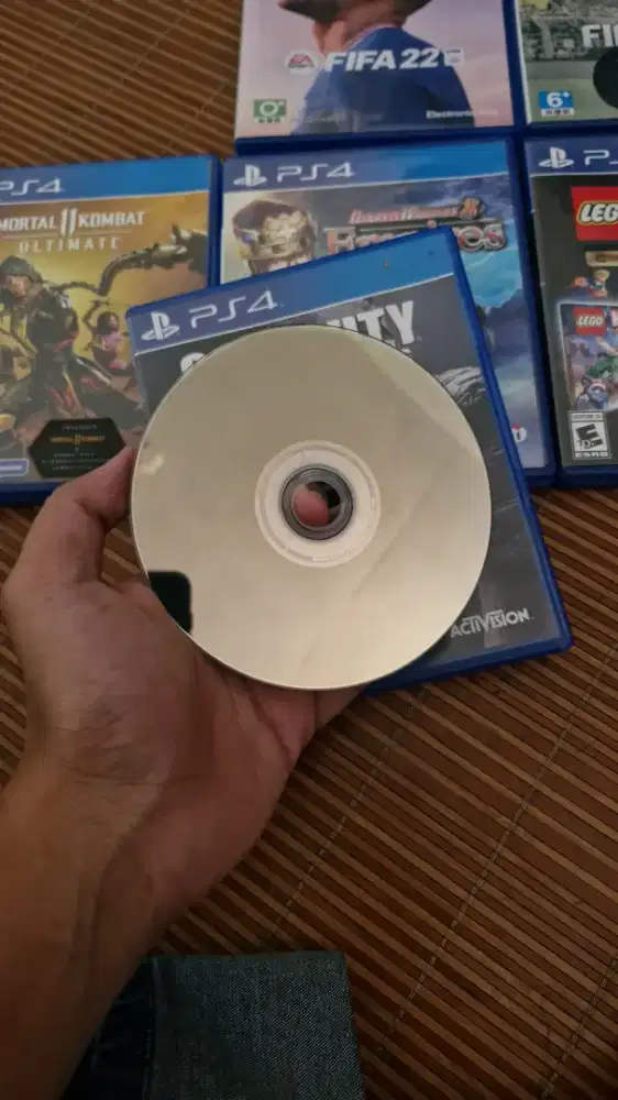 BD ORI PS4 (BISA UPGRADE KE PS5 JUGA)