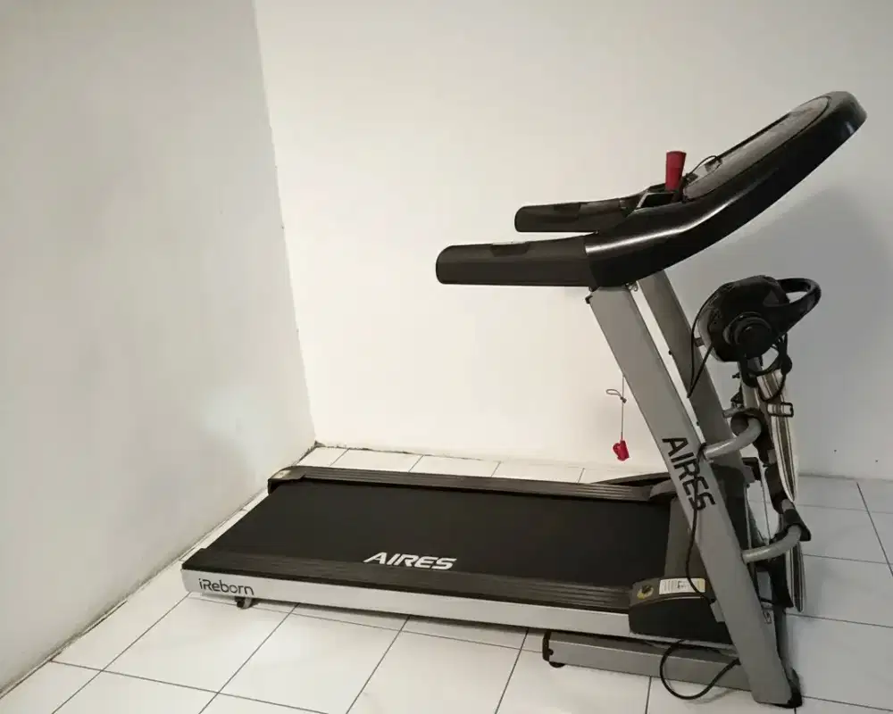 Treadmill Elektrik iReborn Aires i8