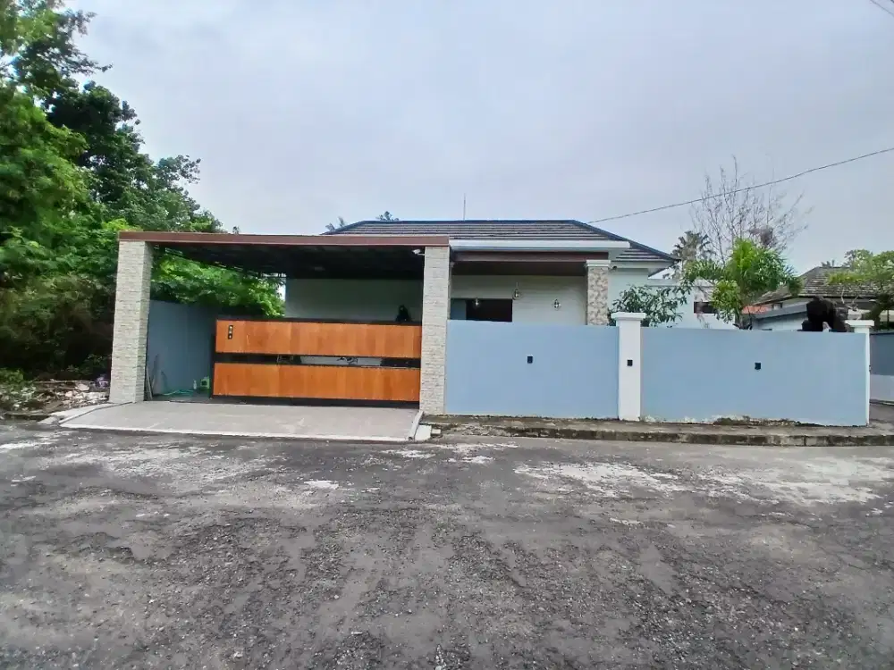 Disewakan RUMAH TAHUNAN