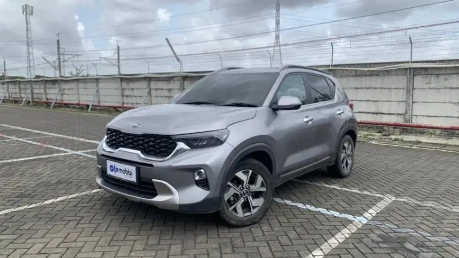 LOW DP Kia Sonet 1.5 Premiere 5 Seater Bensin-AT 2021 KZH