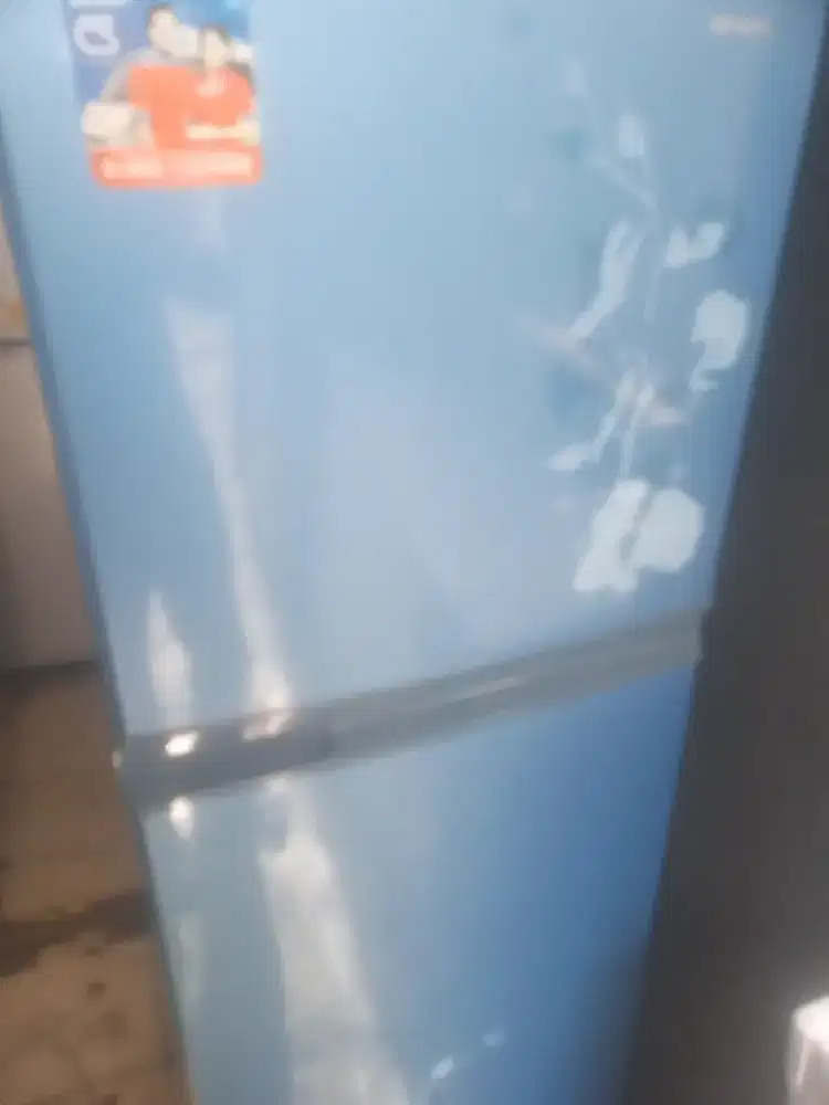 Dijual kullas  Sharp besar 2 pinru orisinil