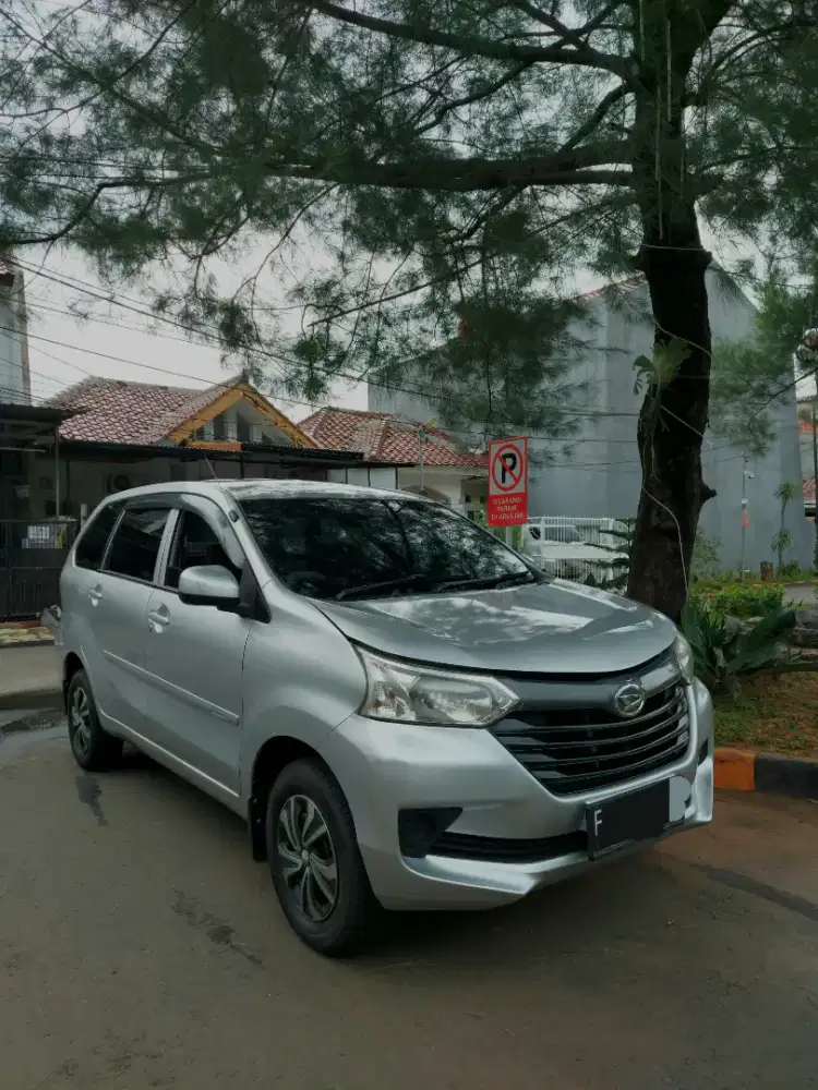 Daihatsu Xenia X MT Tahun 2016