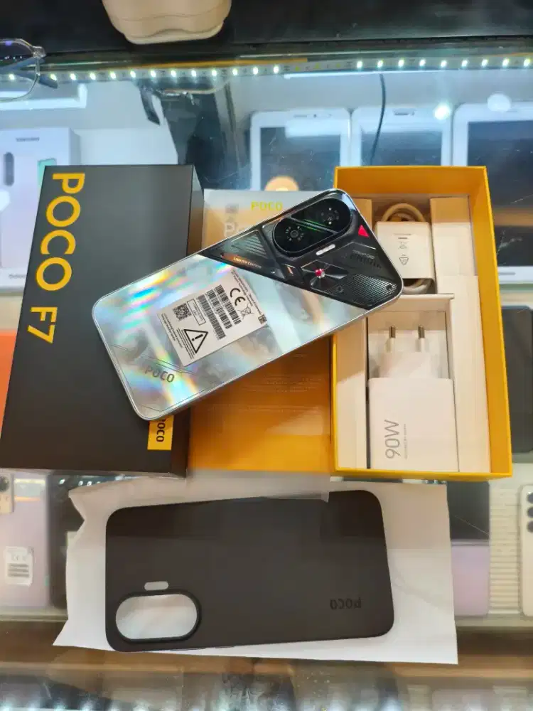 POCO F7 12/512 SILVER LIKENEW