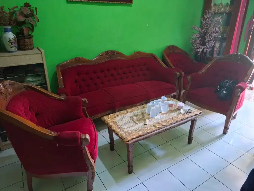 SOFA LENGKAP SATU SET