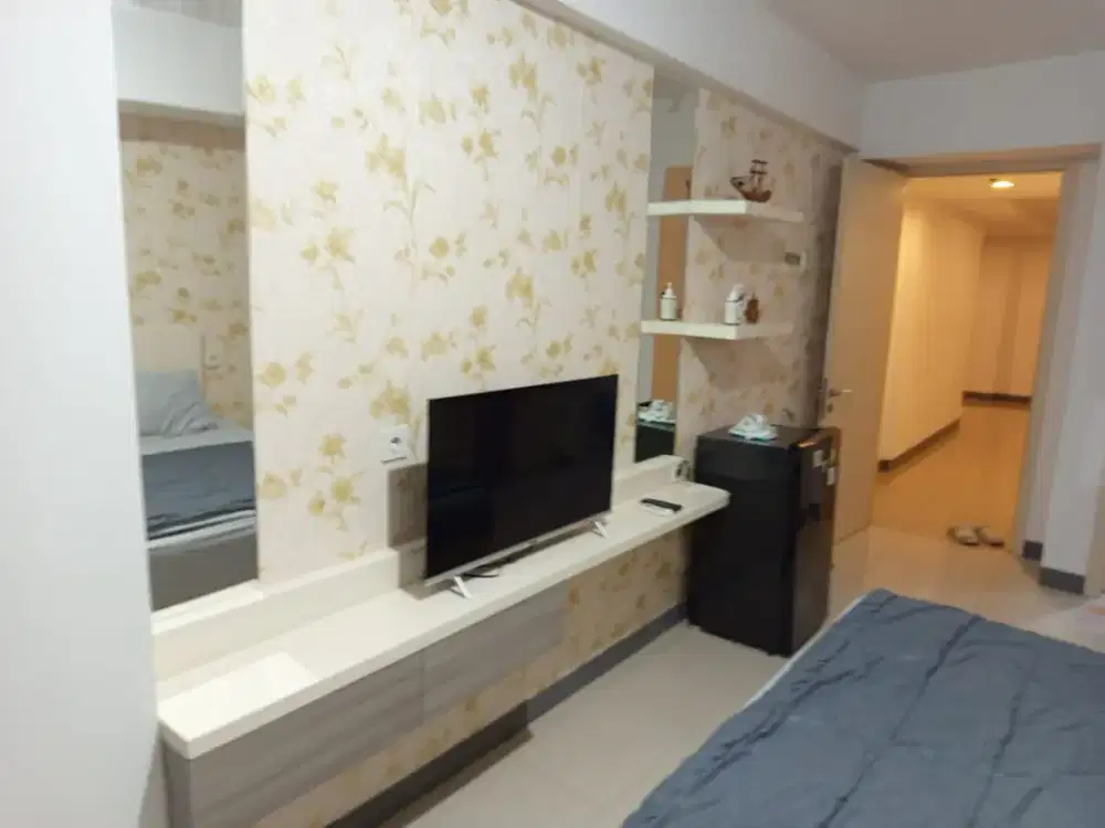 Disewakan bulanan apartemen Benson studio full furnish 4,5jt/bln termasuk SC
