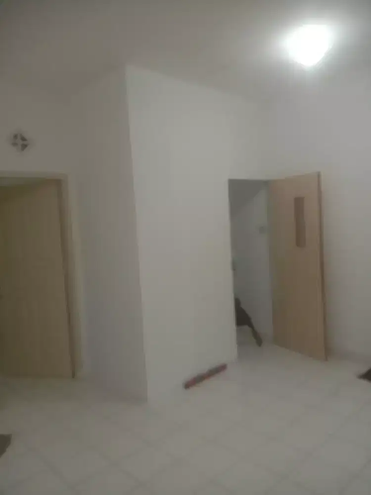 Tukang harian dan tukang cat