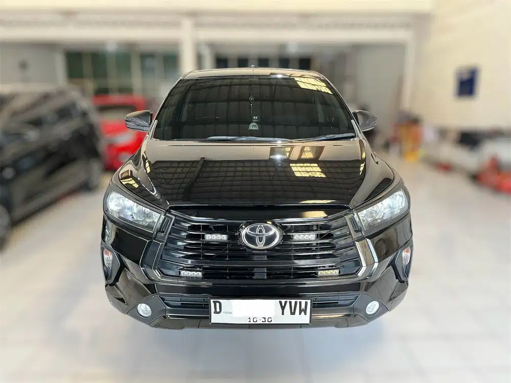 Toyota Kijang Innova 2016 G matic Bensin Hitam