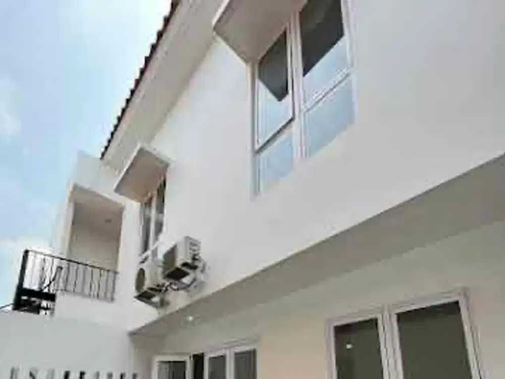 DIJUAL CEPAT RUMAH SEMI FURNISHED  PASADENA GADING SERPONG