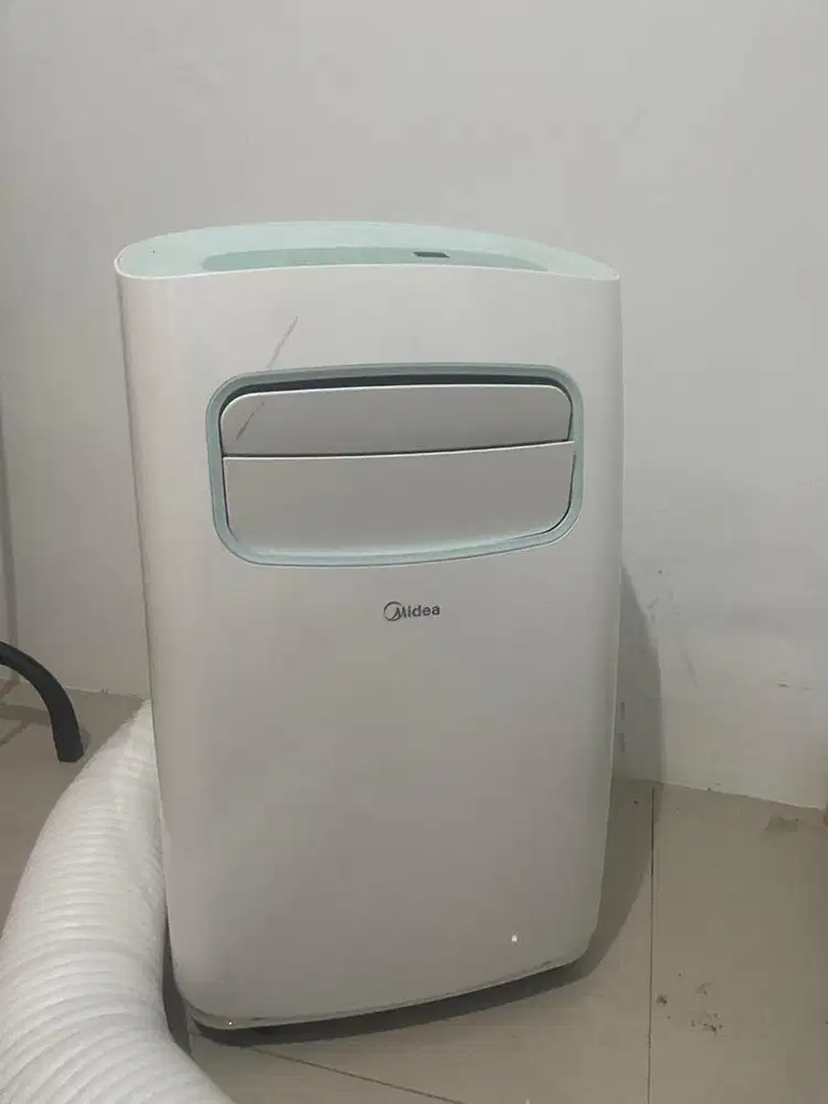 Ac midea portable 1pk like new