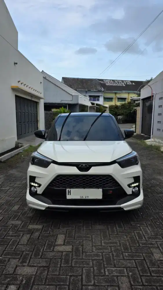 Toyota Raize 1.0T GR Sport 2024 Automatic