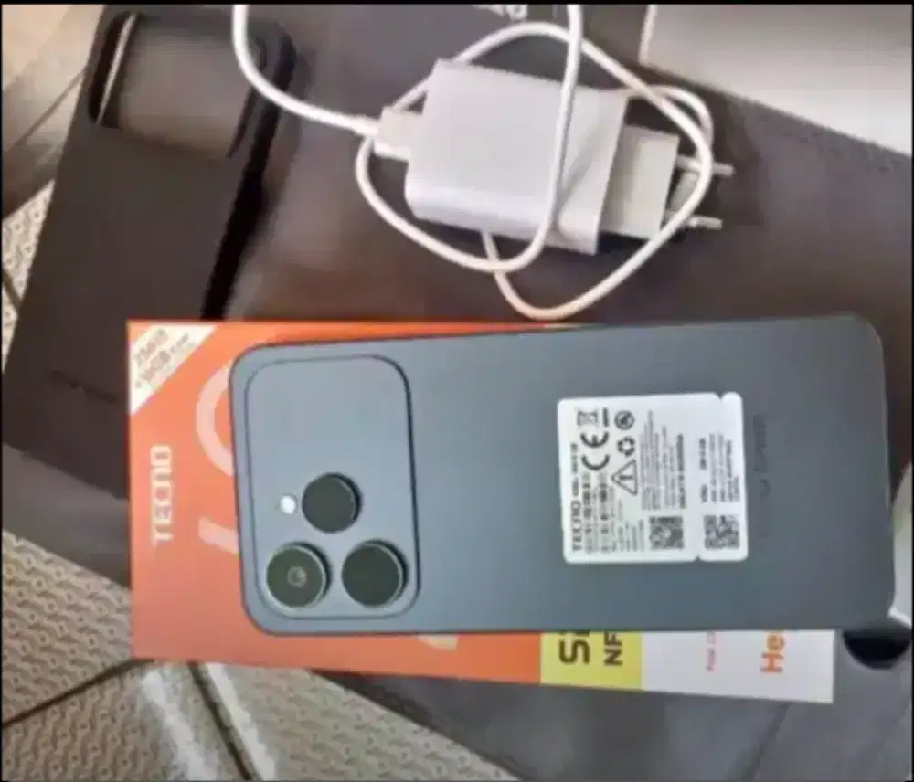 Tecno spark 40 Nfc 8/256 Fullset nett aja nego sadis skip