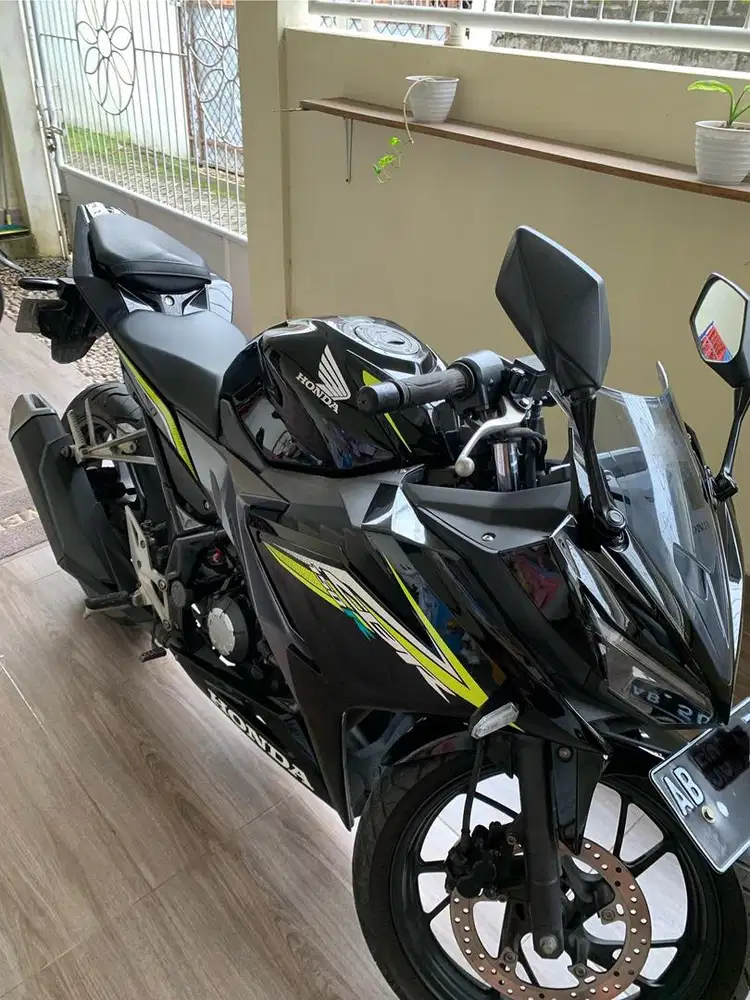 Honda CBR 150 RR Low Km