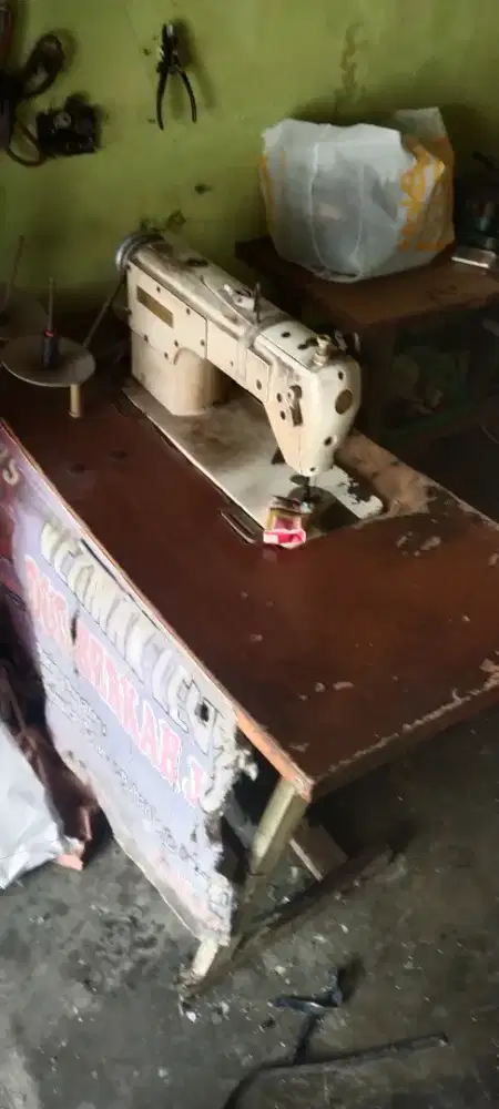 mesin jahit merk singer