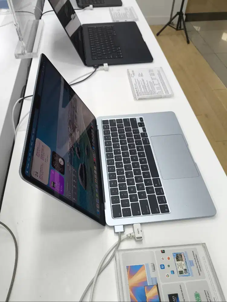PROMO LAPTOP MACBOOK AIR M4 13INCH BISA CICILAN TANPA DP HOME CREDIT
