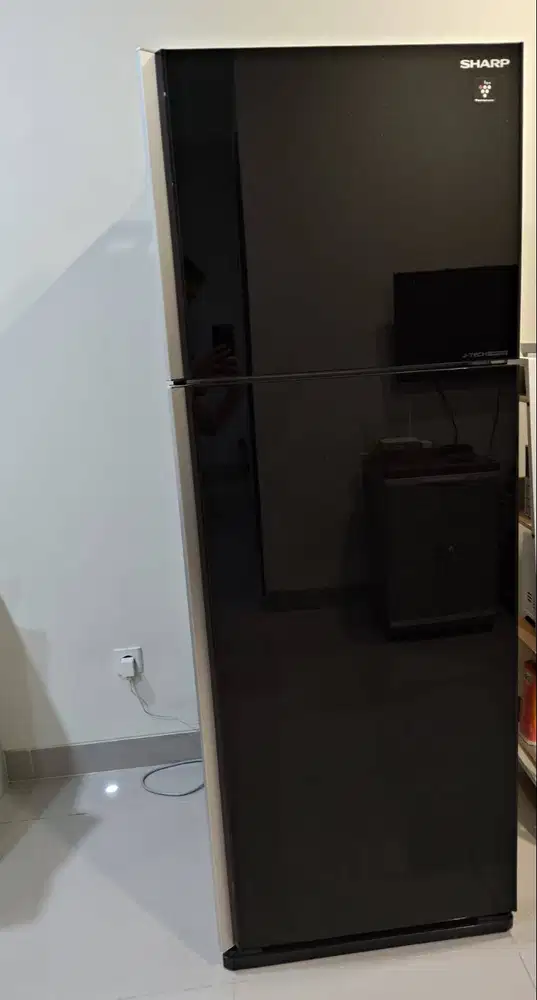 SHARP KULKAS 2 PINTU INVERTER 428 L | SJ-IG571PG-BK