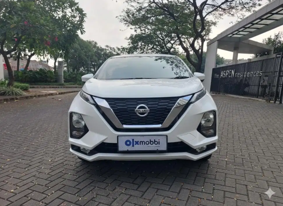 DP RINGAN Nissan Livina 1.5 VE Bensin-AT 2019 Putih CAIWD