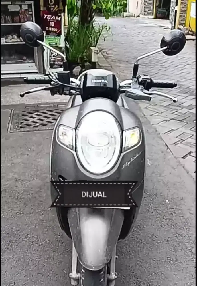Honda scoopy 2020