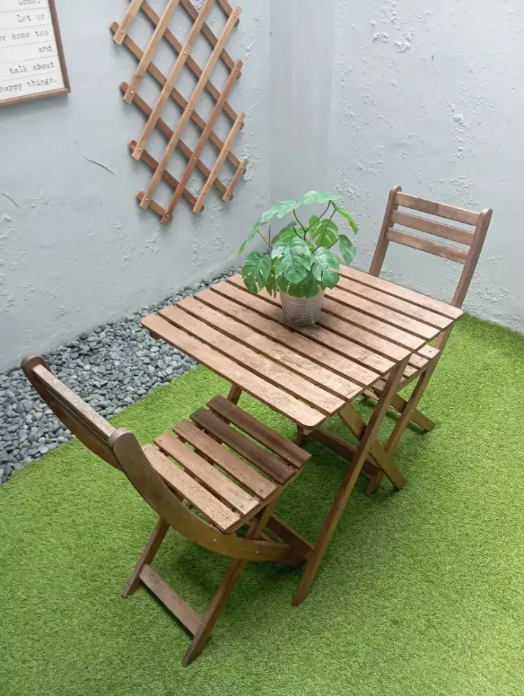 Meja dan Kursi taman