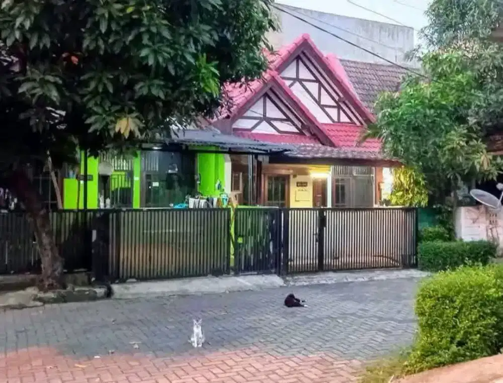 Rumah second dijual dekat stasiun 550jt tole Iskandar Sukmajaya Depok