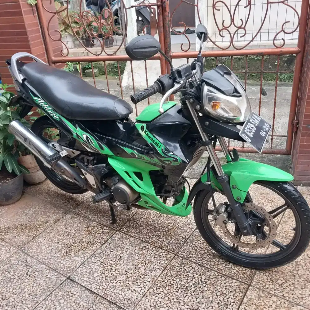 Kawasaki Athlete th 2010