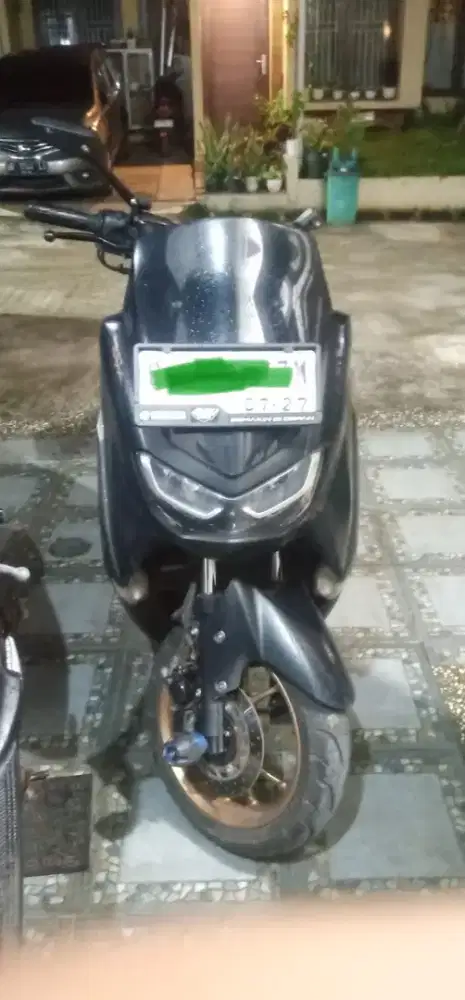Jual NMAx 2022 Hitam
