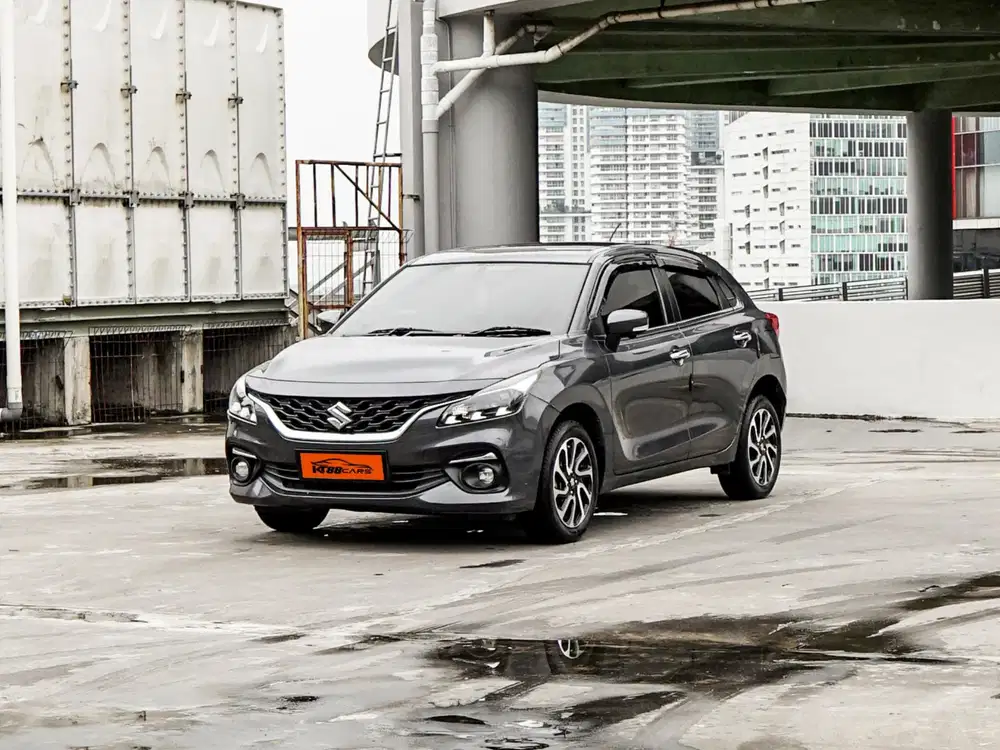 Suzuki Baleno Hatchback 1.5 Matic 2023 abu abu
