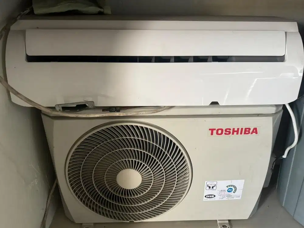 Jual Ac 1/2 Pk merek toshiba