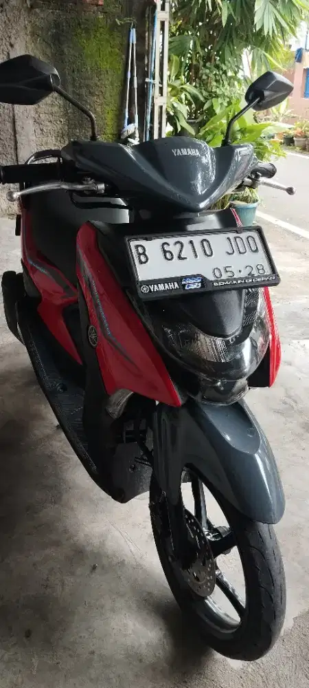 Yamaha gear 2023 merah abu