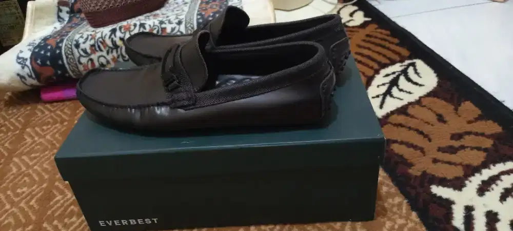 Wts sepatu everbest Arko size 40 second lengkap