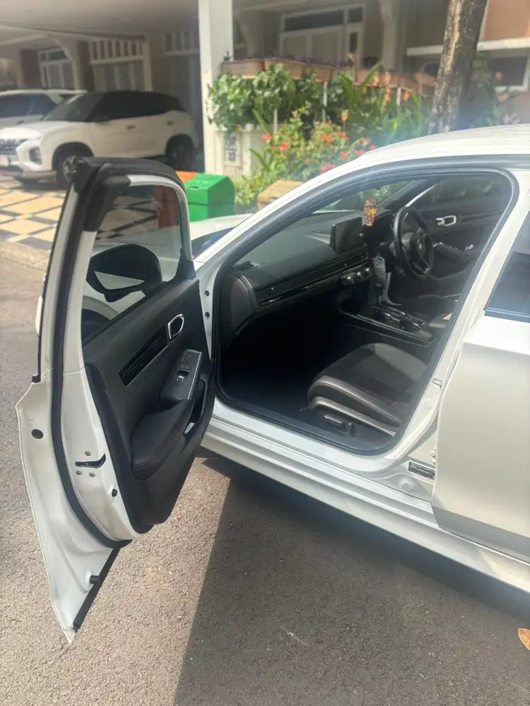 HONDA CIVIC RS 1.5 tahun 2024 (LIKE NEW)