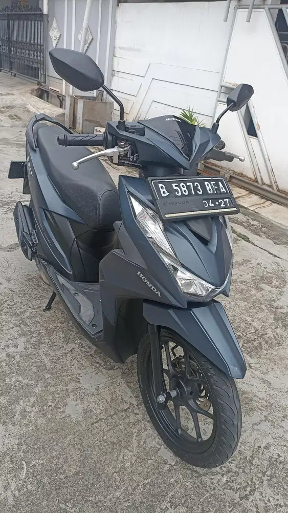 Honda beat deluxe CBS ISS tahun 2022 (pajak baru 4-2027).