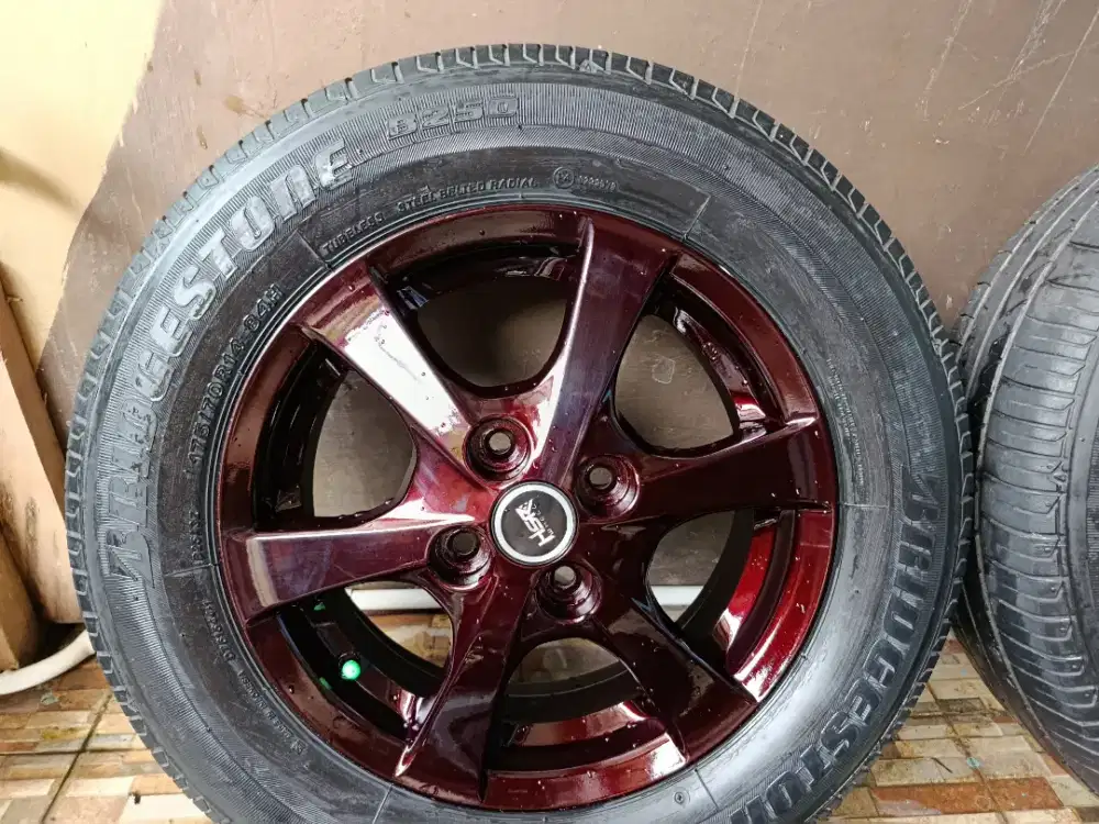 Jual pelk R14 + ban