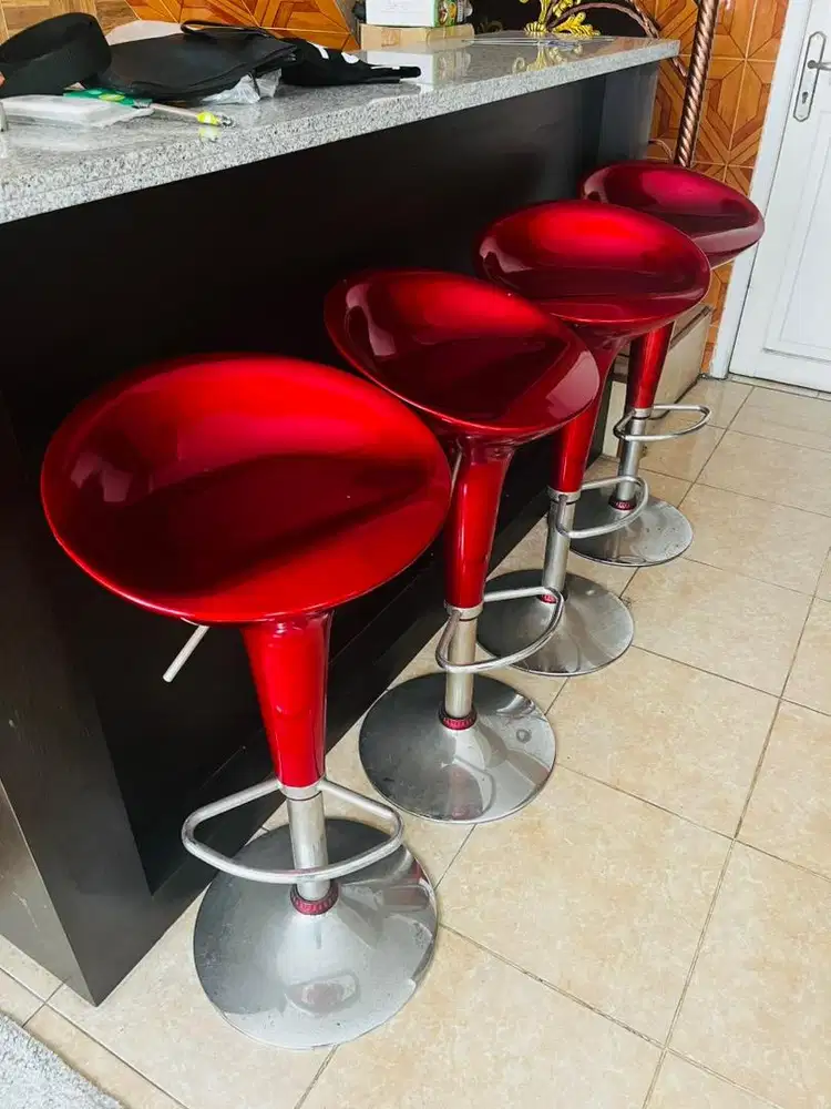 Kursi Bar Modern Merah Glossy Set 4 Unit, Kokoh & Stylish