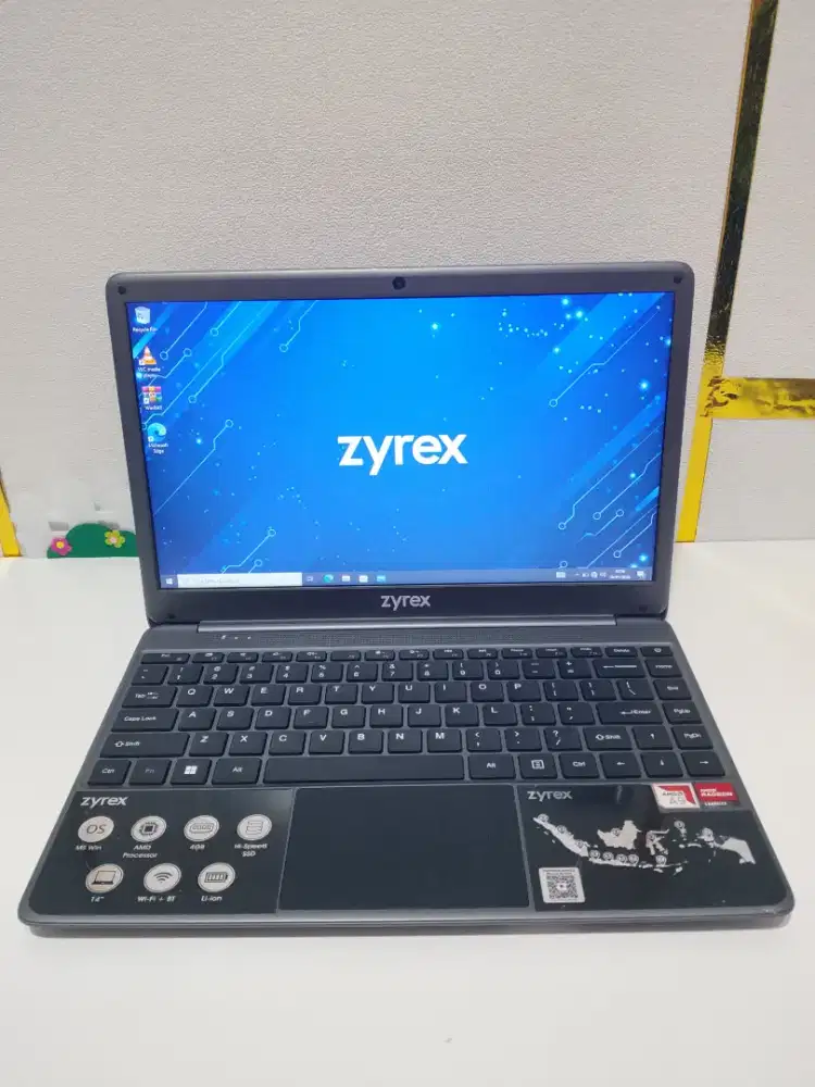 LAPTOP MURAH ZYREX AMD A9 RAM4GB SSD128GB