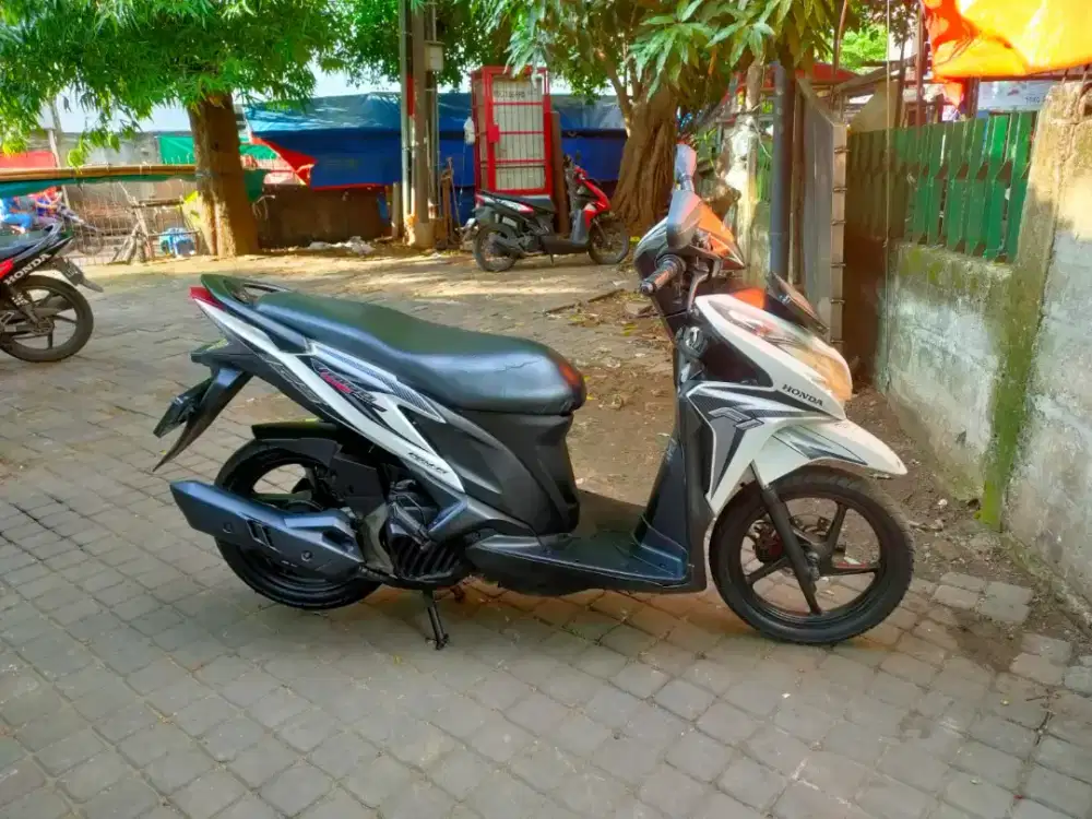 Honda Vario KZR 125cc Pajak Hidup Thn 2014