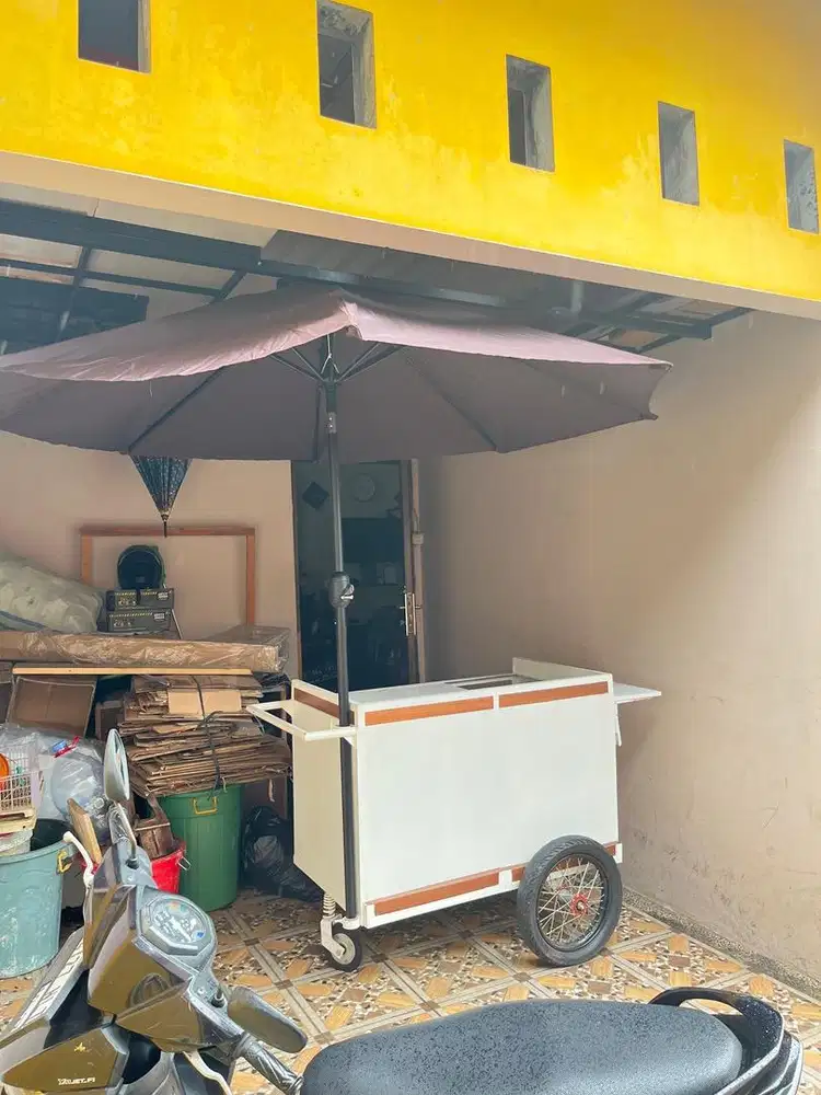 Gerobak dagang atau usaha atau event Estetik