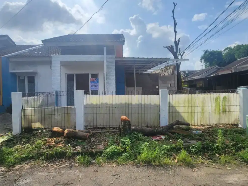 Rumah grande karawaci harga murah , luas tanah besar