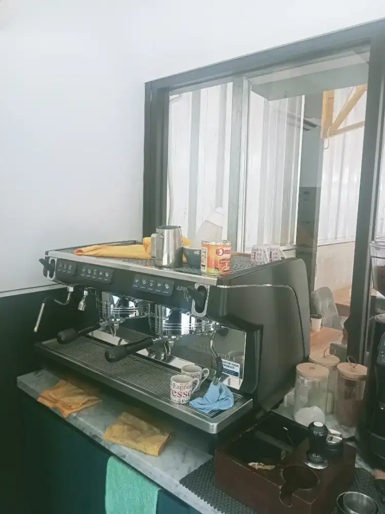 Dicari barista Junior