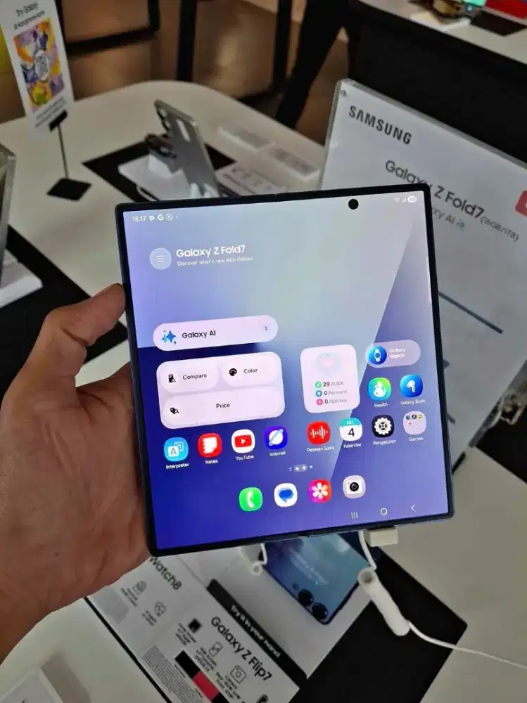 SAMSUNG Z FOLD 7‼️ 
12 / 512 GB‼️
 25jt an‼️
NEW , SEGEL , RESMI SEIN