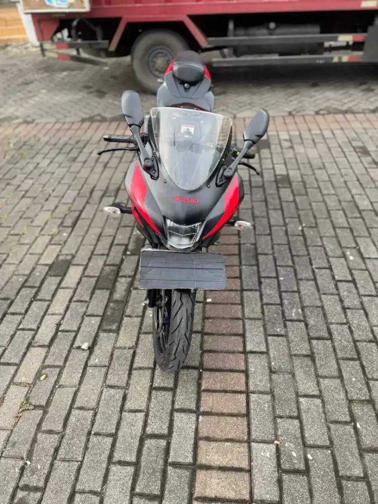 SUZUKI GSX 150 R 2017 SIAP PAKAI