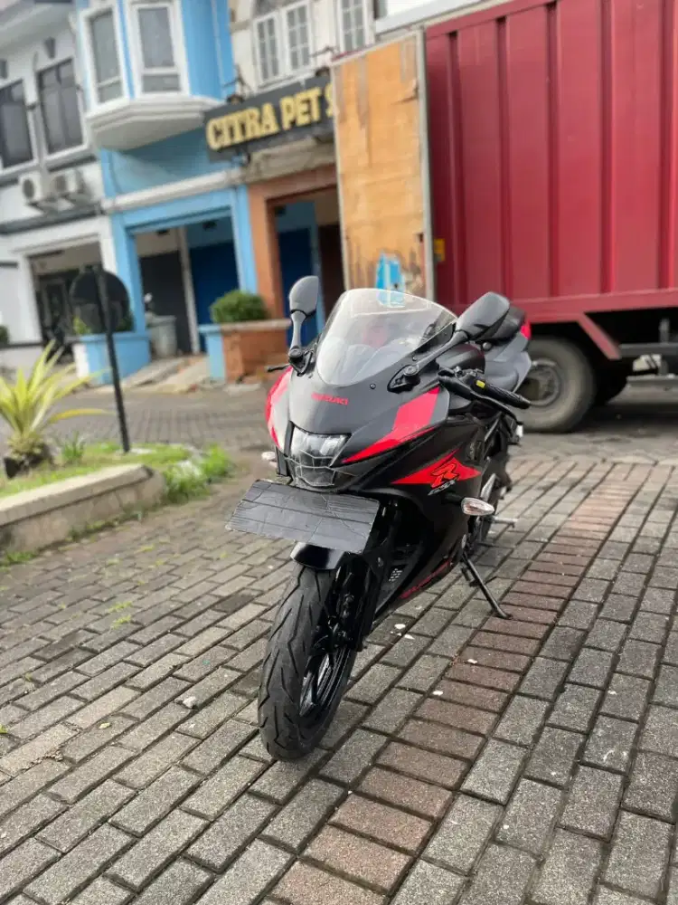SUZUKI GSX 150 R 2017 MESIN HALUS