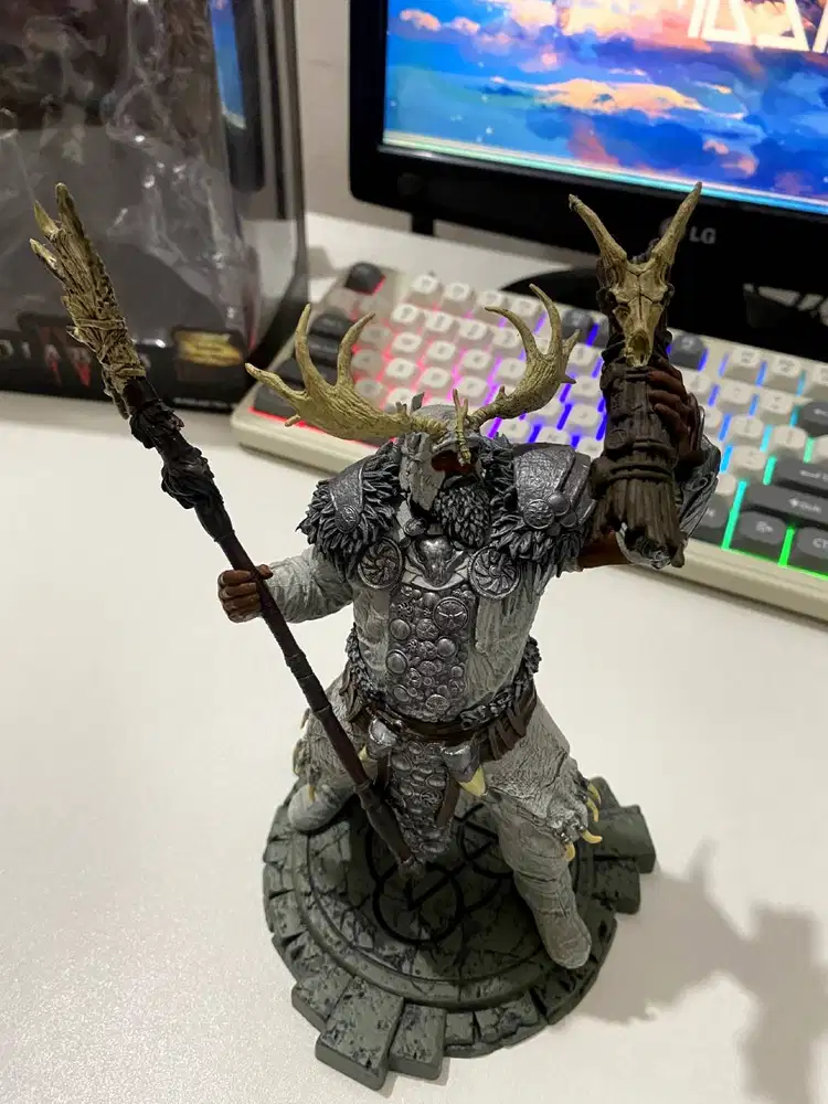 Diablo IV Lightning Strom Druid McFarlane Toys Figure