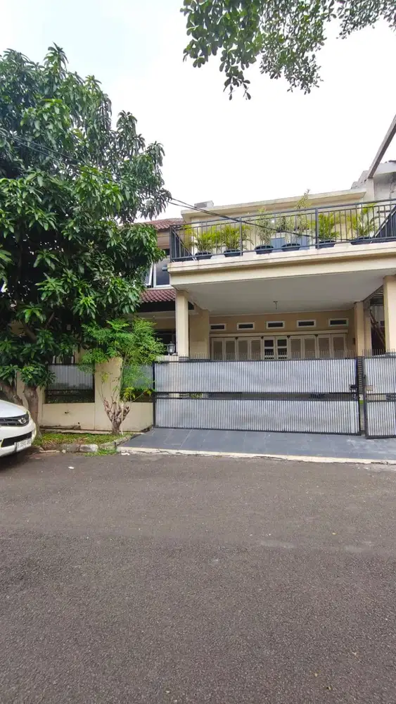 Dijual Rumah Strategis Dekat Sekolah Jepang di Bintaro Tangsel FN16660