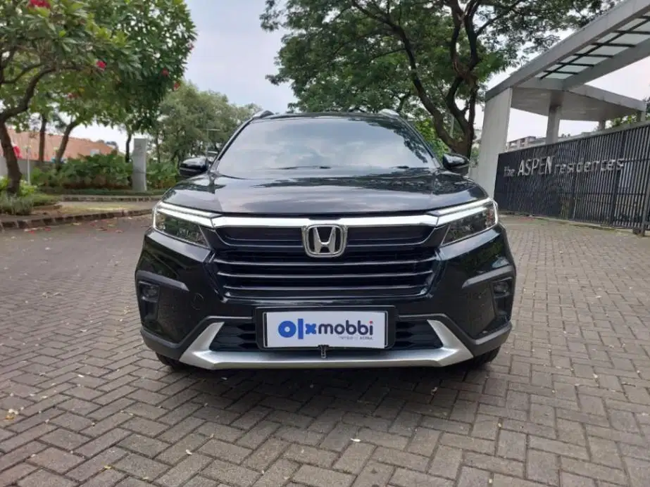 DP RINGAN Honda BR-V 1.5 Prestige Bensin-AT 2022 Hitam C2MRE
